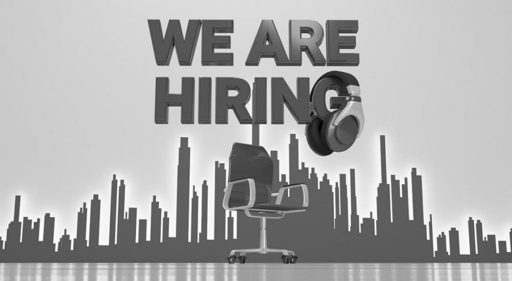 Werktuigbouwkundig ingenieur aan het werk op een project voor innovatieve technologie en duurzame oplossingen