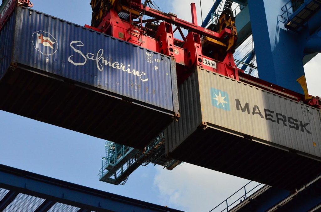 Slimme oplossingen voor container huren in Hellevoetsluis voor afvalbeheer en opslag